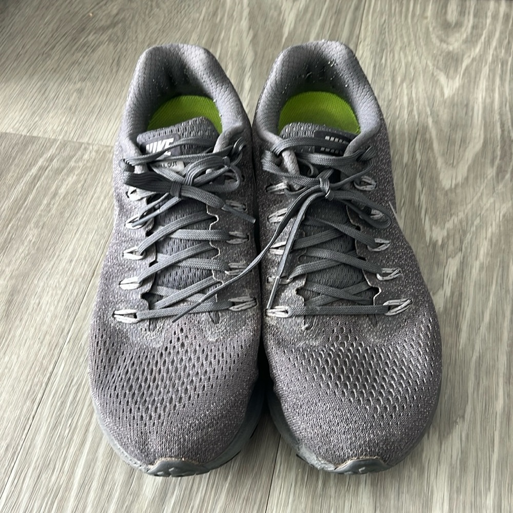 Nike Zoom All Out Sneaker Men’s 9.5